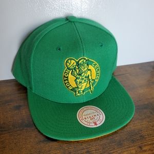 Boston Celtics Kelly Green Two Tone Snapback Mitchell & Ness Flatbrim Hat